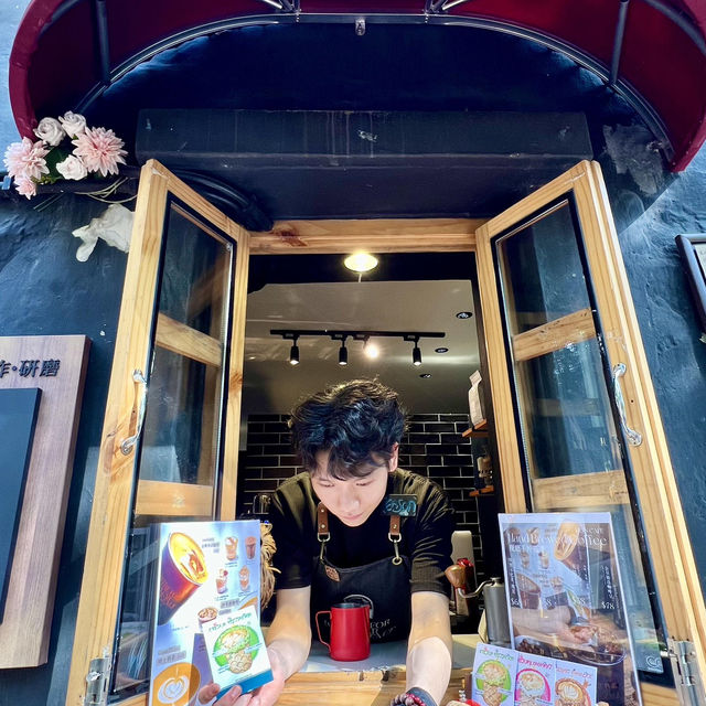 🇲🇴澳門僅此一家！超浪漫靚啡☕