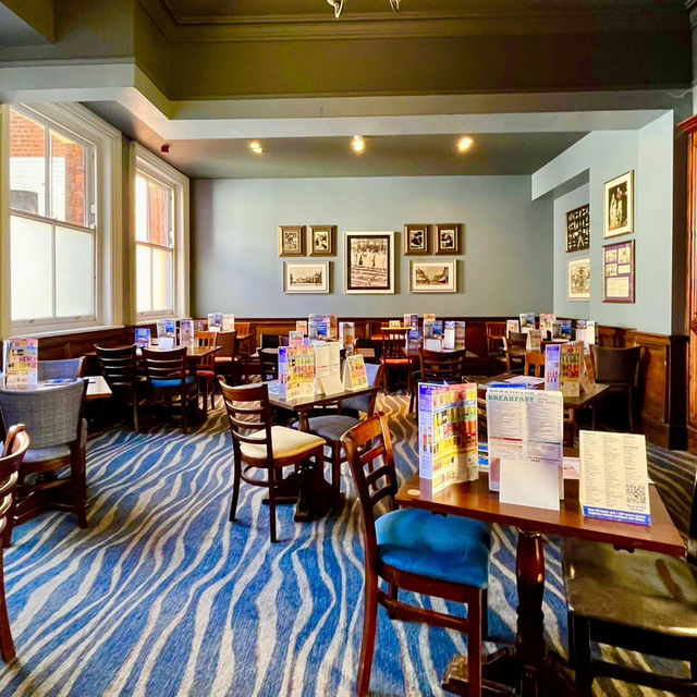 Raise a Glass to History at Grimsby’s Yarborough Hotel 🍻 