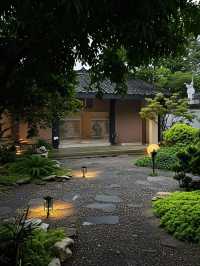 峨眉山湊仔驚魂記！呢3個伏令我諗出家做師太
