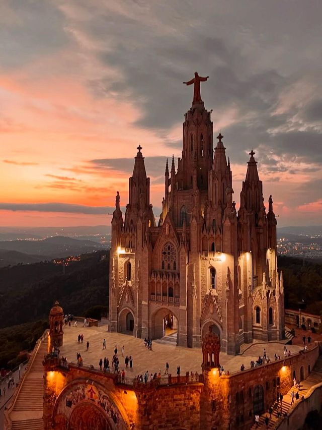 Explore Tibidabo: A Must-Visit in Barcelona!