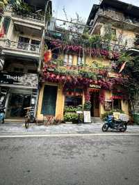 Beautiful Hanoi, A budget Friendly City Full Of Incredible Sights, Tastes and Scents. 