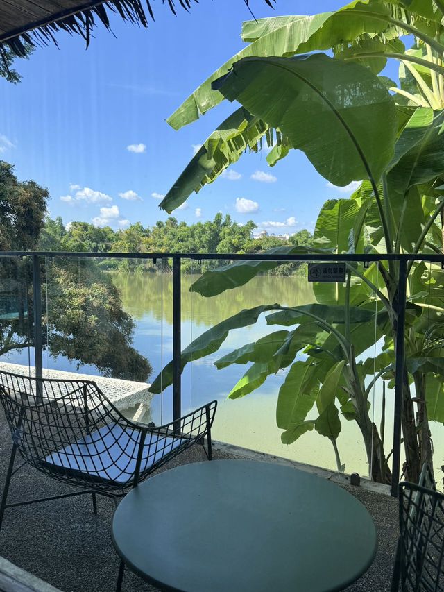 崇左丨這不是凡爾賽，這裡可以住上一萬次。