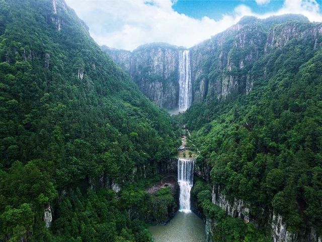 絕美瀑布打卡地 絕美瀑布打卡地