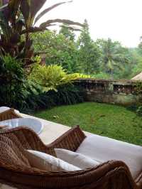 巴厘島烏布的天堂酒店體驗  COMO Uma Ubud位於巴厘島的Kedewatan，處於烏