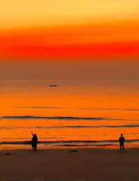 青島5:00AM……鹹蛋黃日出浪漫哭了