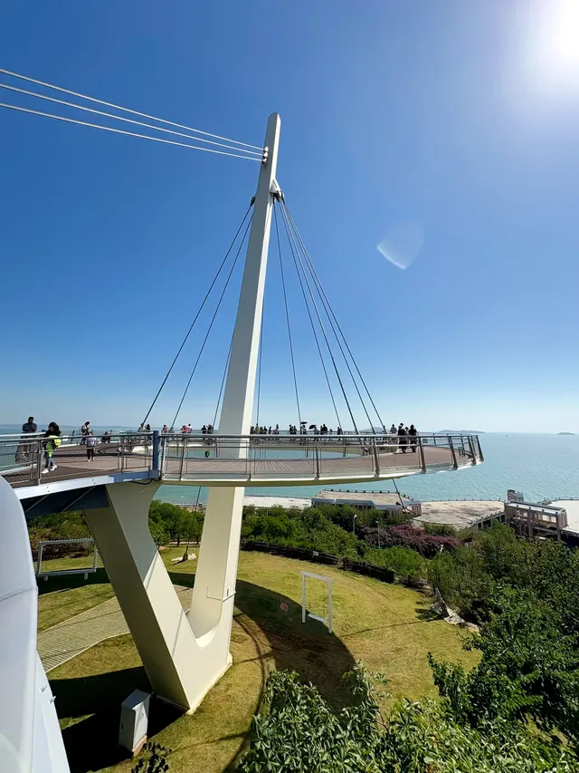 在廈門秋日最美山海步道全程下坡