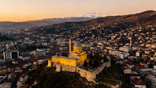 免簽東歐秘境·波斯尼亞和黑塞哥維那｜峽谷瀑布與古城煙火的碰撞