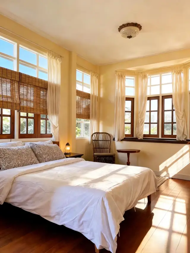 I seem to have checked into the most beautiful guesthouse in Chiang Mai, Life Hotel +1!