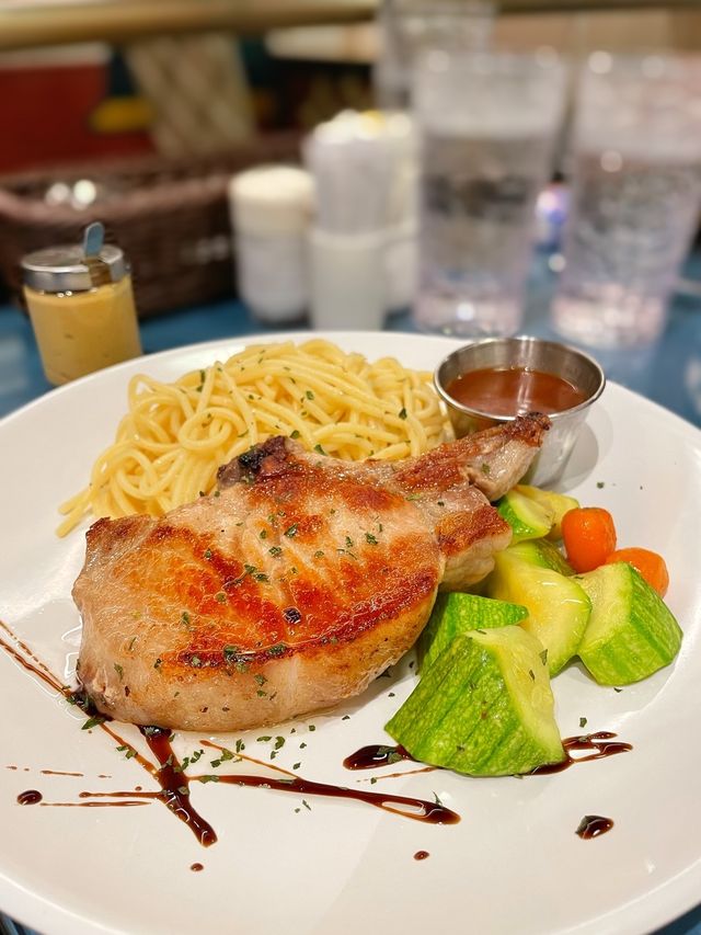 鰂魚涌親民高質抵食冰室✨