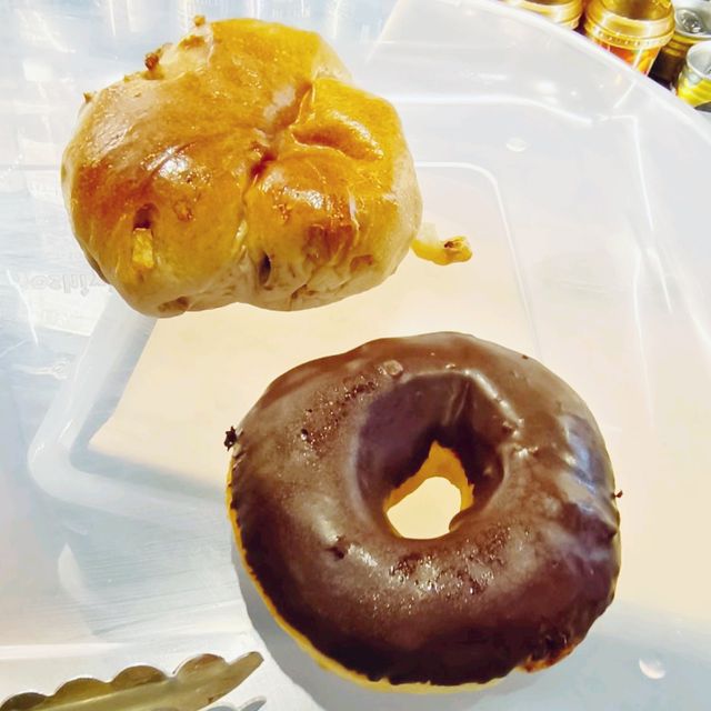 最喜歡逛麵包專門店！A1 BAKERY ！