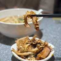 拾味正宗刀削麵館｜即席欣賞刀削麵工藝