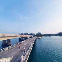 วิวอลังกาลที่สะพานสารสิน
