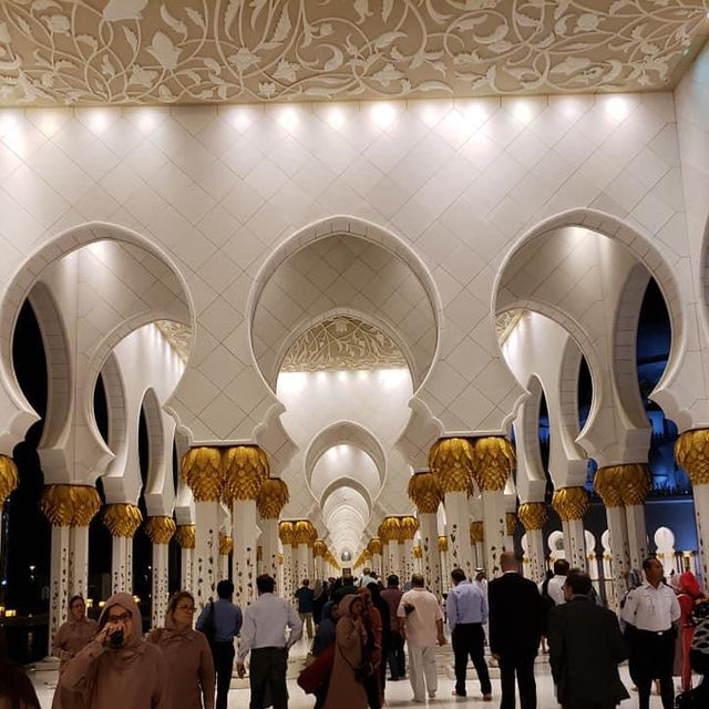 最美清真寺🕌️阿布扎比sheikh zayed mosque🫶🏻杜拜旅行半日遊
