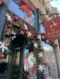 12월 25일에만 문을 닫는 크리스마스 마켓, “La Boutique de Noël de Québec”