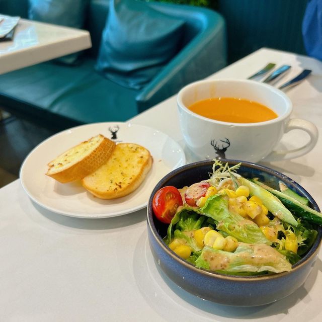大熱鹿鹿主題🦌荃灣森林系特色cafe☕️