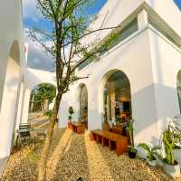 qoofe.cafe คาเฟ่ทูโทน สไตล์เกาหลี | สระบุรี