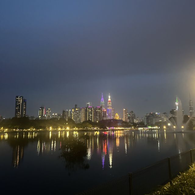 夜晚的蒂蒂旺沙公園