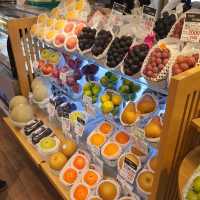Fresh seasonal fruit store