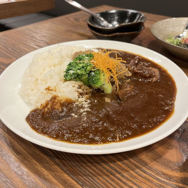 【大阪・十三】9/21オープンの馬肉専門居酒屋「大衆馬肉酒場 馬王 十三店」