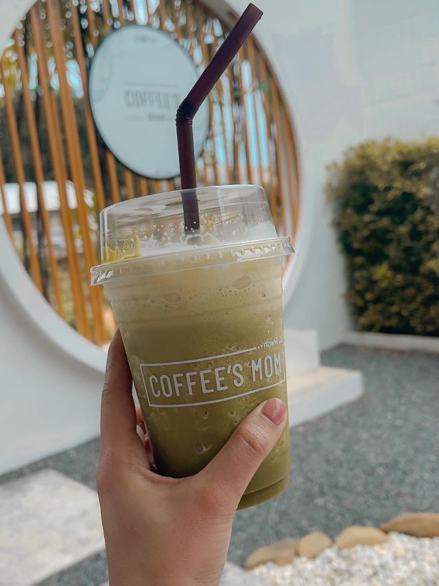 COFFEE'S MOM ☕️