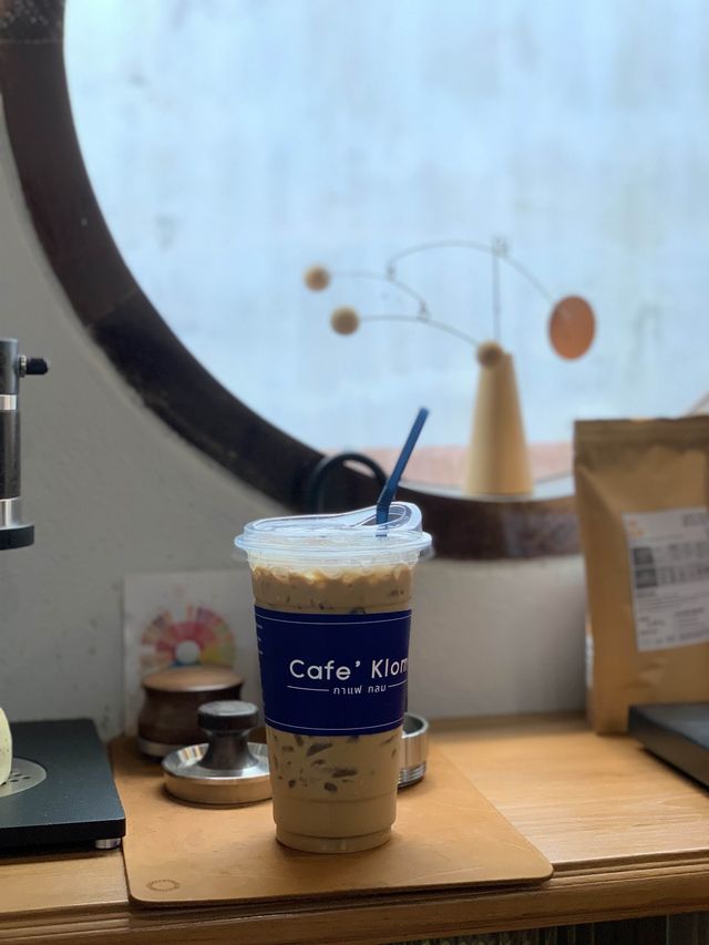 กาแฟกลม | CAFE’ KLOM