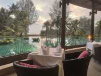 ห้องอาหารไทยในโรงแรมหรู เขาหลัก จ. พังงา 