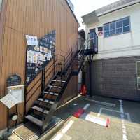 明石「Cafe＆Bar Factory」え？こんなところに隠れ家カフェがオープン
