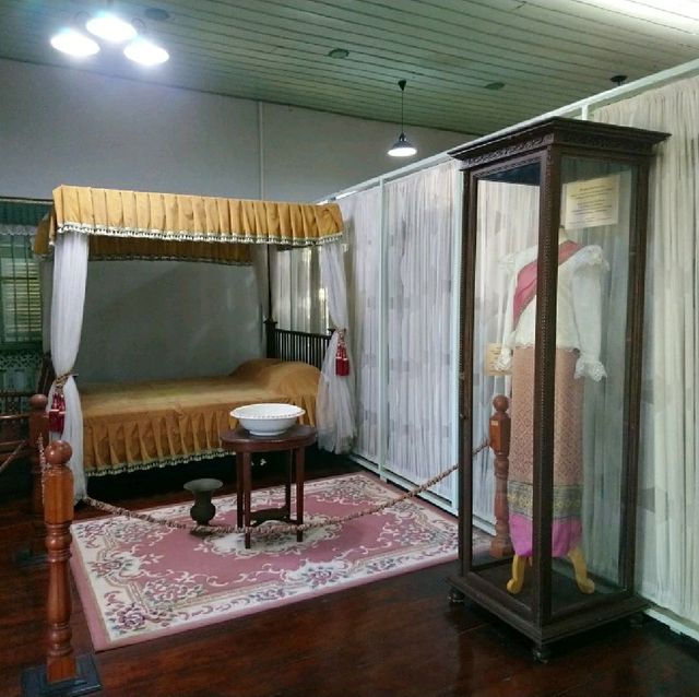 ชมเครื่องเรือน @คุ้มเจ้าหลวง