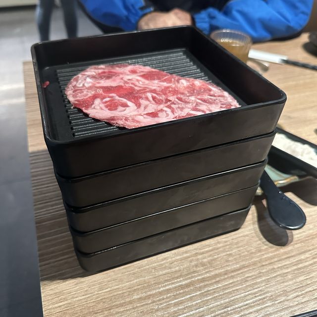 科技大樓站 平價吃到飽火鍋😋大食鍋物🍲麻辣湯底很棒喔！