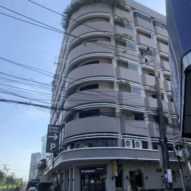 Hi Season Hotel 🏨 