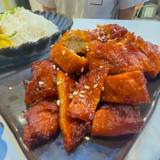 像真度極高既新派素食店 像真度極高既新派素食店