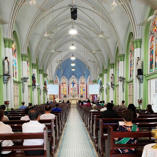 📍Catholic Church of The Holy Rosary ⛪️ 🏠