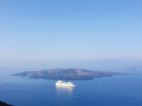 Wonderful scenic view of Thira