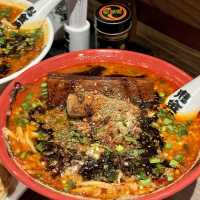 東京過江龍人氣辣麻拉麵. 🍜🐉🔥
