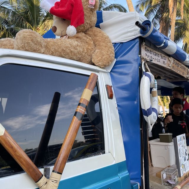 ร้านกาแฟบนรถกระป้อ ริมหาดบางแสน  🚙☕️🏖️