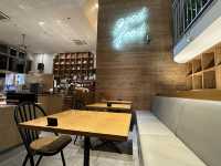 福岡・小倉。24時間カレー・うどん。キャビンタイプの宿泊施設『リリーフ小倉ANNEX Book & Stay』