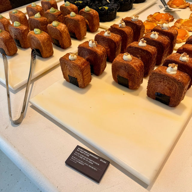 クロワッサン🥐がコンセプトのカフェ