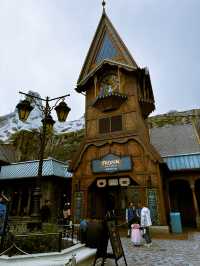 World of FROZEN Hong Kong Disneyland
