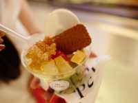 ร้านโยเกิร์ตเจ้าดังใน Emsphere !