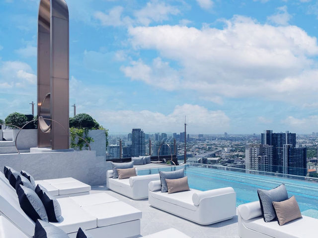 Best roof-top pool hotel in Bangkok