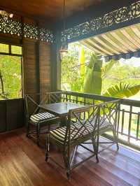 คาเฟ่สุดชิคริมน้ำแม่น้ำยมที่ ชมปรางค์ คาเฟ่