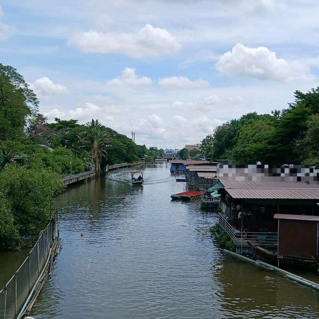 ตลาดน้ำขวัญ-เรียม