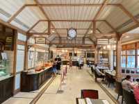 โรงแรมหรูคลาสสิคคู่เมืองหัวหิน