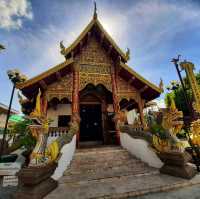 วัดกลางเวียง สักการะเสาสะดือเมืองเชียงราย 