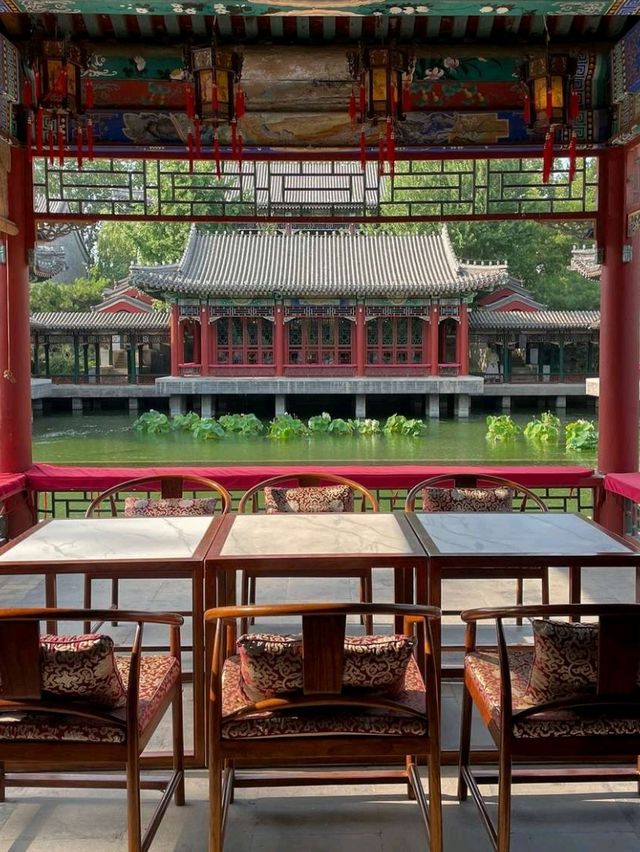 Explore Dukezong Ancient Town 🏘️✨