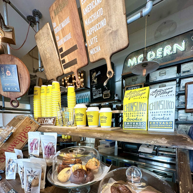 📍ZHYVAGO COFFEE WORKS OKINAWA 