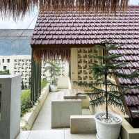 COFFITH COFFEE KITCHEN | WITH A COMFORTABLE INDOOR AREA & THE OUTDOOR SIDE IS COZY