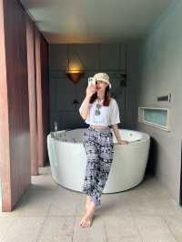 LAVELA KHAO LAK