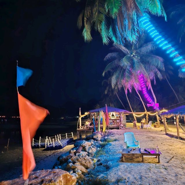 บ้านเกาะเตียบ (Baan Koh Teab)