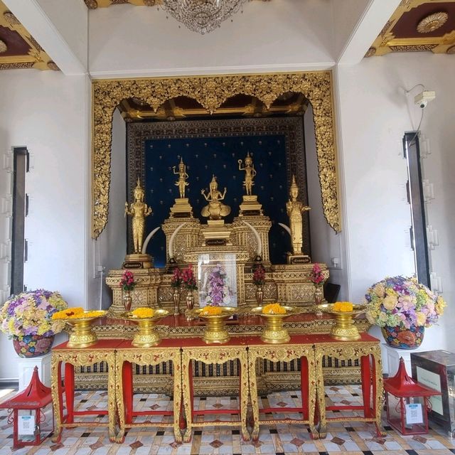 ศาลหลักเมือง กรุงเทพมหานคร